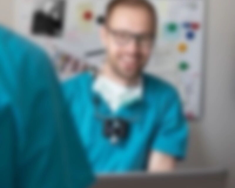 Karriere - Zahnarzt Fachzahnarzt Oralchirurgie • Dr. Tobias Brodmann